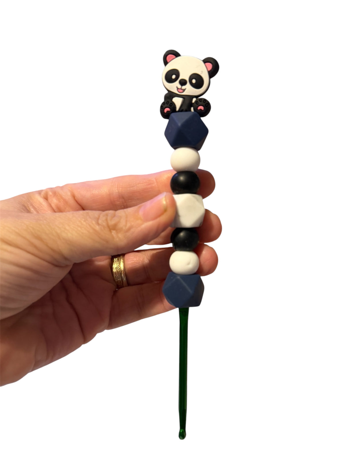 4mm hook - black and white panda