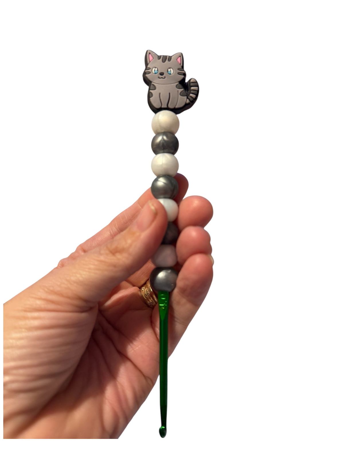 4mm hook  tabby cat