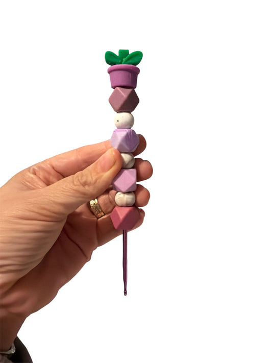 3.mm hook - lilac plant